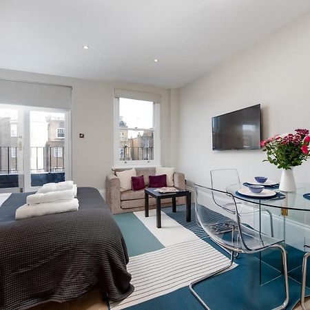 Capital Sloane Street Studio With Balcony Лондон Екстериор снимка