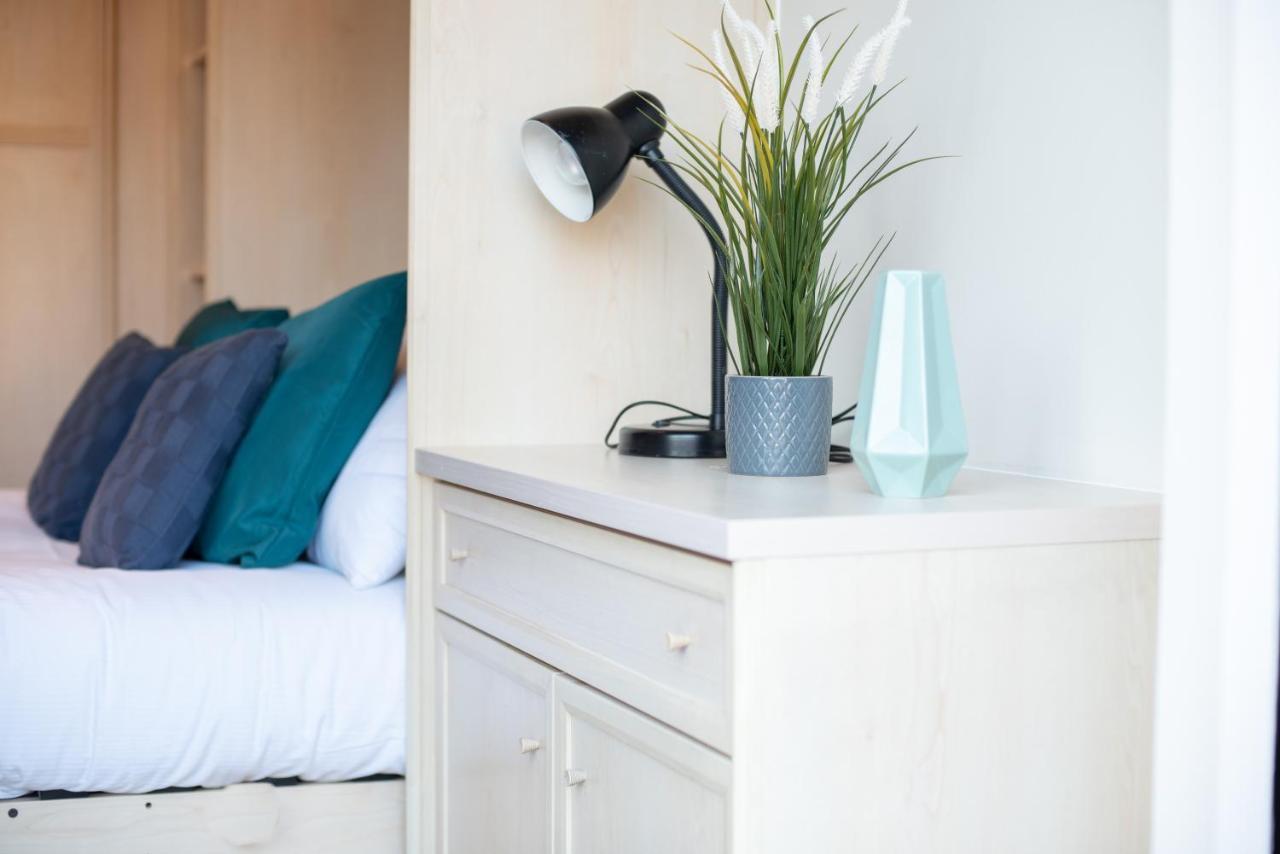 Capital Sloane Street Studio With Balcony Лондон Екстериор снимка